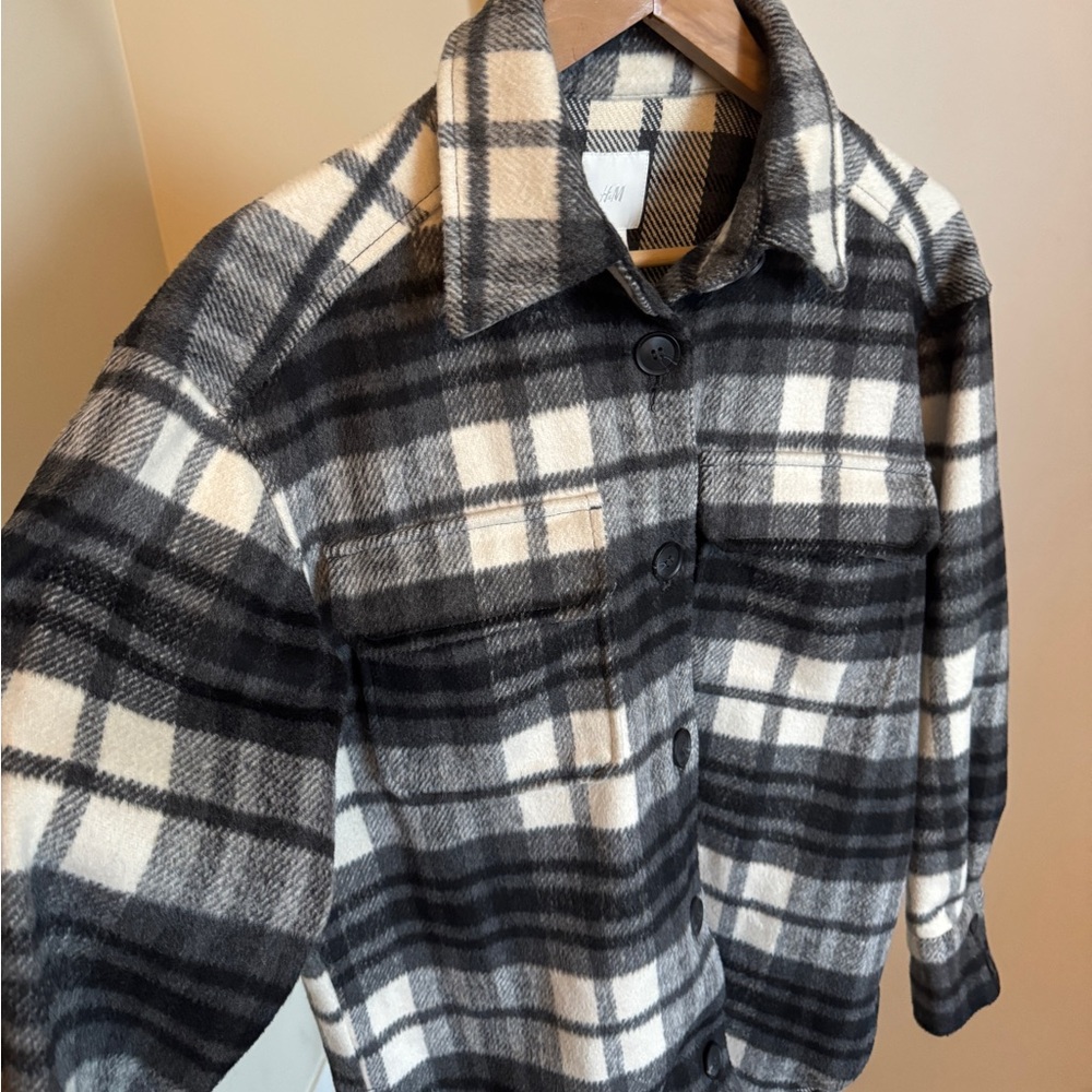 Checkered Shacket - Picture 4 of 6